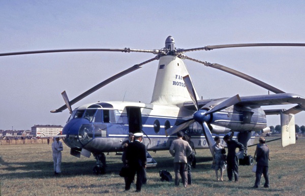  Protótipo do Fairey Rotodyne, uma combinação de helicóptero, autogiro e avião de propulsão de distância média que alcançou a produção em série. 